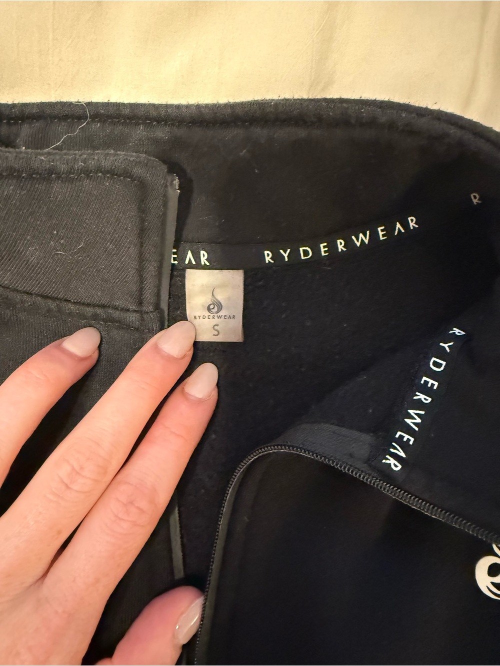Ryderwear Black Half-Zip Crop Sweatshirt - Picture 2 of 3